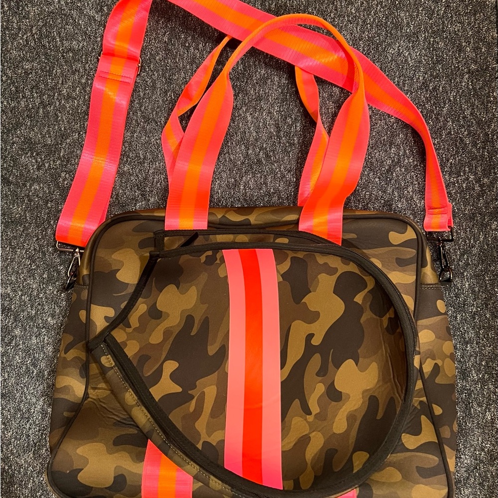 HAUTE SHORE BILLIE SHOWOFF  Pink, Orange, and Camo tennis bag